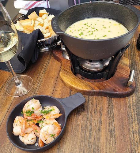 514 17 Ave SW, Calgary, AB T2S 0B1