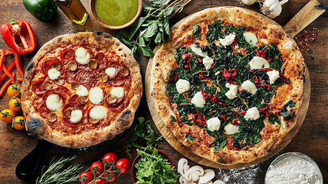 La Pache Pizza Commercial Drive - Vancouver