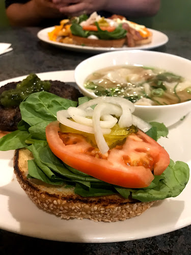 Comentarii opinii despre Friends & Neighbours Cafe