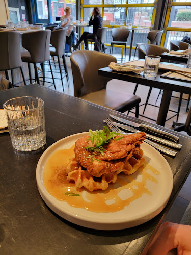 35 King William St, Hamilton, ON L8R 1A1