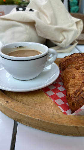 Coco Espresso Bar - Hospitality and gastronomy