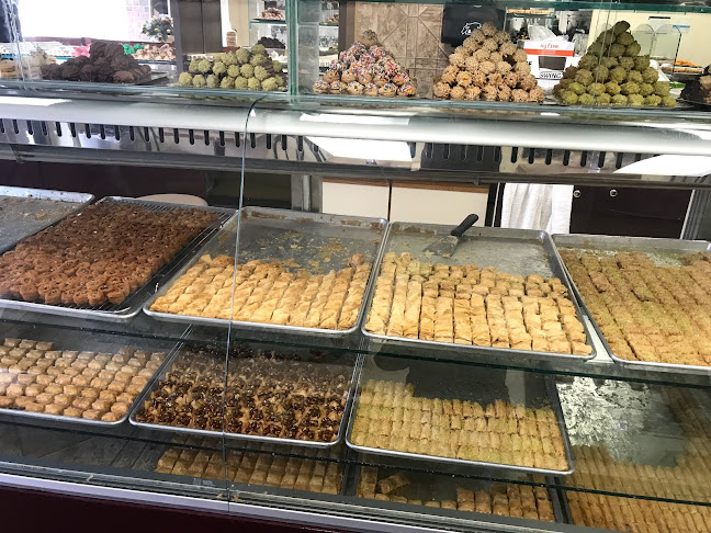 1216 Bank St, Ottawa, ON K1S 3Y2