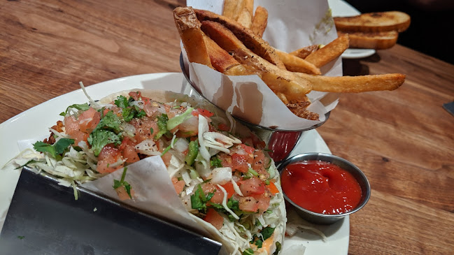 Browns Socialhouse Lethbridge West - Lethbridge