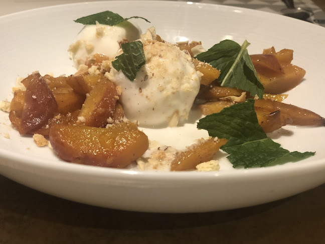 5485 Ferry St, Niagara Falls, ON L2G 1S3