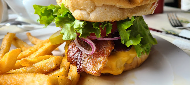 Opinii despre Sandbar Cafe & Art Gallery în Qualicum Beach - Hospitality and gastronomy