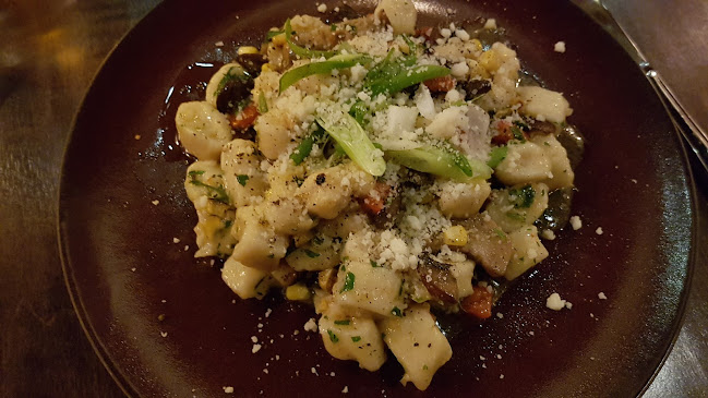 13311 Yonge St Unit 102, Richmond Hill, ON L4E 4L6