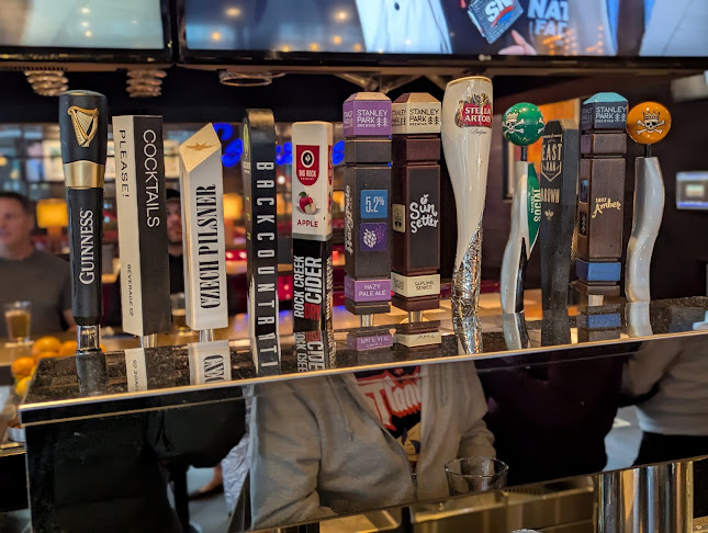 Browns Socialhouse Lower Lonsdale