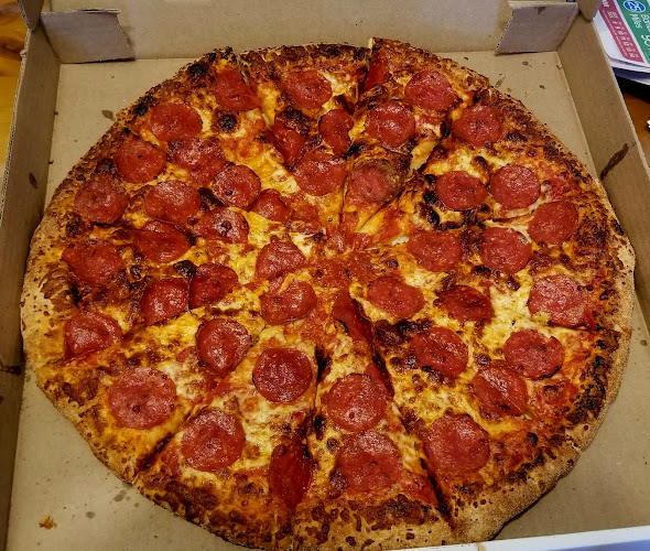 Comino's Pizza & Wings - Whitby