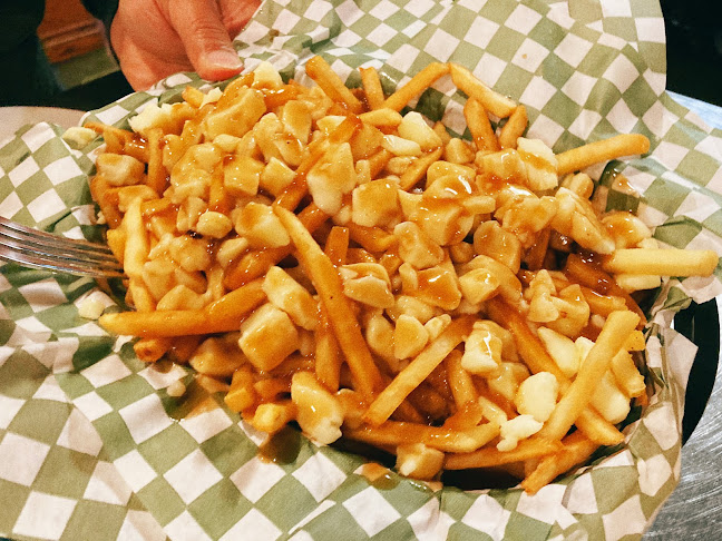 Comentarii opinii despre Yank's Old Niagara Bar & Grill