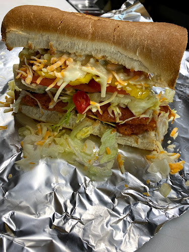 Mommaz Boyz - Hospitality and gastronomy