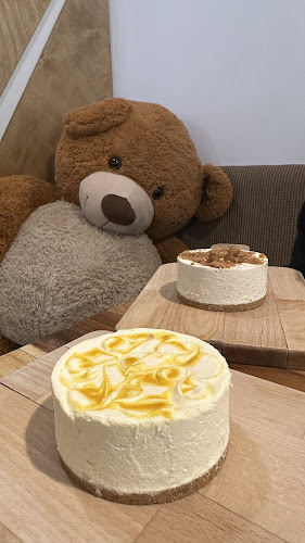 Double D's Cheesecake & Coffee House - Winnipeg