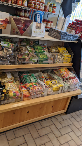 86 Dawson Rd, Guelph, ON N1H 1A8