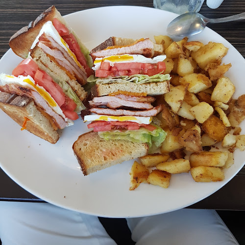 Opinii despre John's Family Restaurant în Brampton - Hospitality and gastronomy