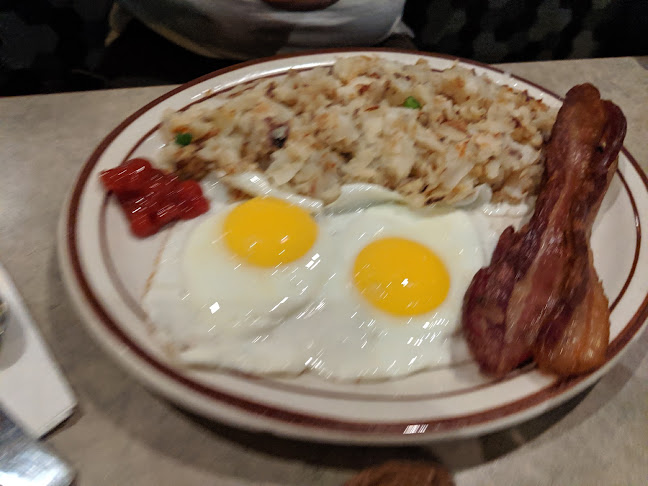 Modern Family Restaurant - Hospitality and gastronomy