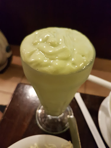 Joyeaux Café & Restaurant - Vancouver