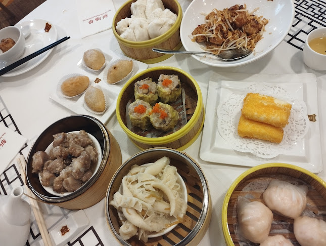 Sun Sui Wah Seafood Restaurant - Hospitality and gastronomy