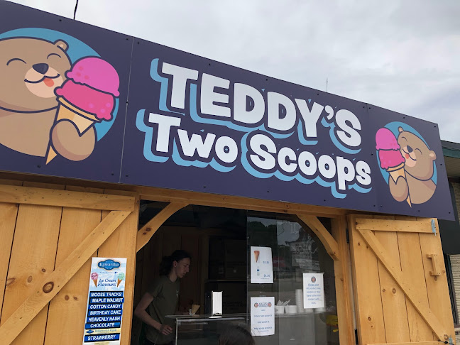 Teddy’s Two Scoops