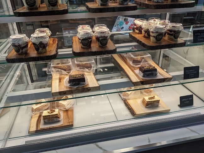 8882 170 St NW #1085, Edmonton, AB T5T 0M1