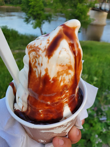 Comentarii opinii despre BDI (Bridge Drive-In)