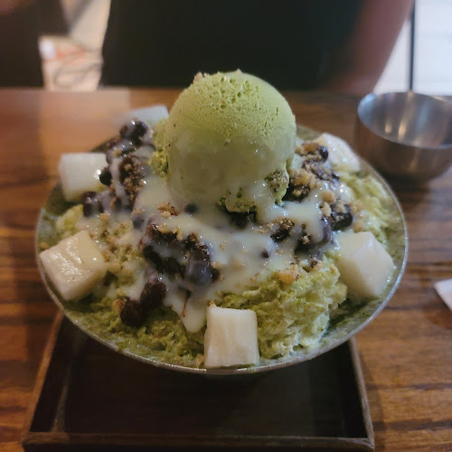 Comentarii opinii despre Midam Cafe & Bistro