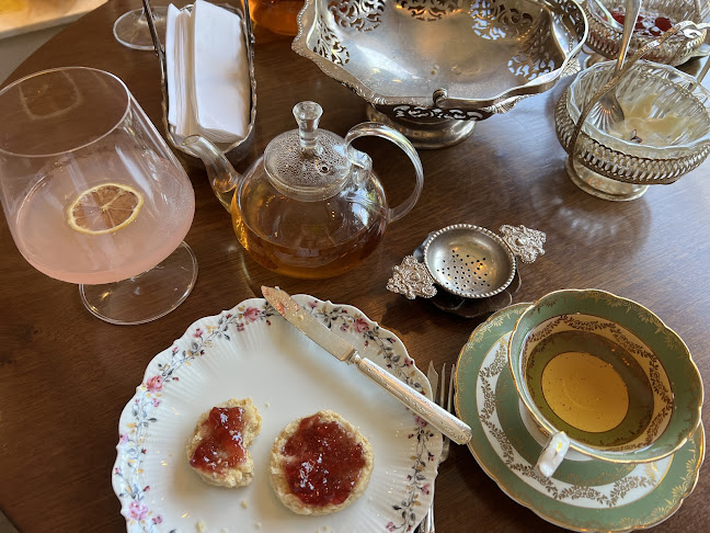 Jassy Boutique & Tearoom - Moncton