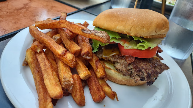 Opinii despre Crown & Moose în Corner Brook - Hospitality and gastronomy