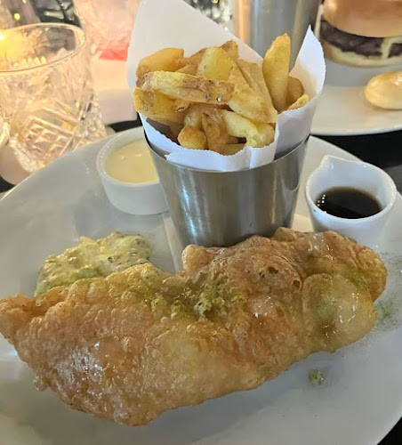 Q AT THE FAIRMONT EMPRESS