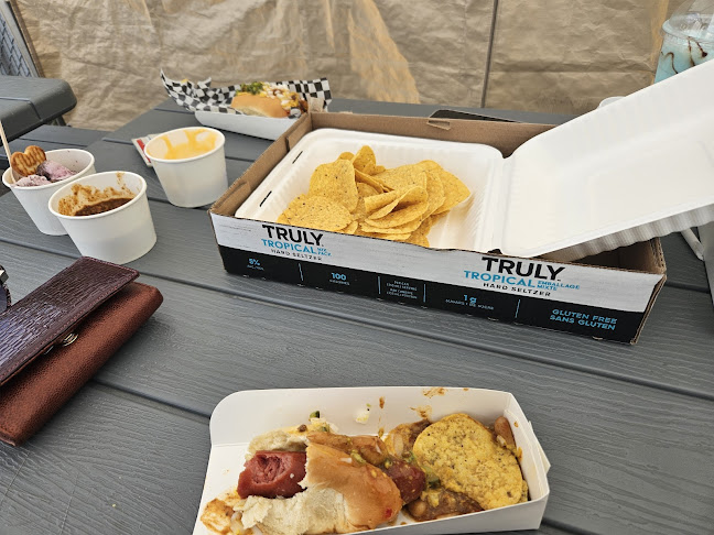 Opinii despre Sandy's Old Fashion Hamburger Stand în Prince George - Hospitality and gastronomy