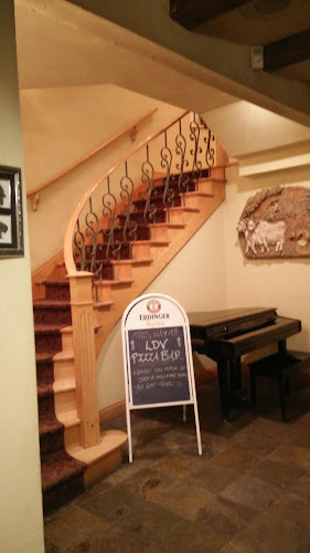 Opinii despre LDV Pizza Bar în Calgary - Hospitality and gastronomy