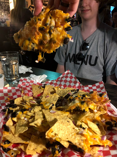 Comentarii opinii despre Storm Crow Alehouse