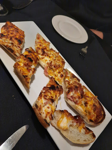 Comentarii opinii despre Pinewood Tap & Grill