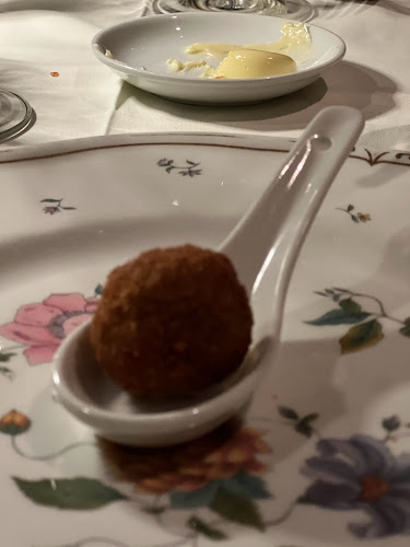 Bacchus Restaurant & Lounge - Vancouver