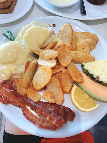 Opinii despre Eggsquis Belleville în Belleville - Hospitality and gastronomy