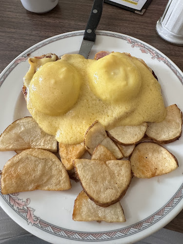 Sunset Restaurant - St. Catharines