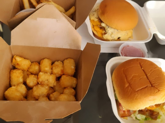 Pigot's Burger Club - Hospitality and gastronomy