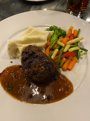 903 Brookdale Ave, Cornwall, ON K6J 4P3