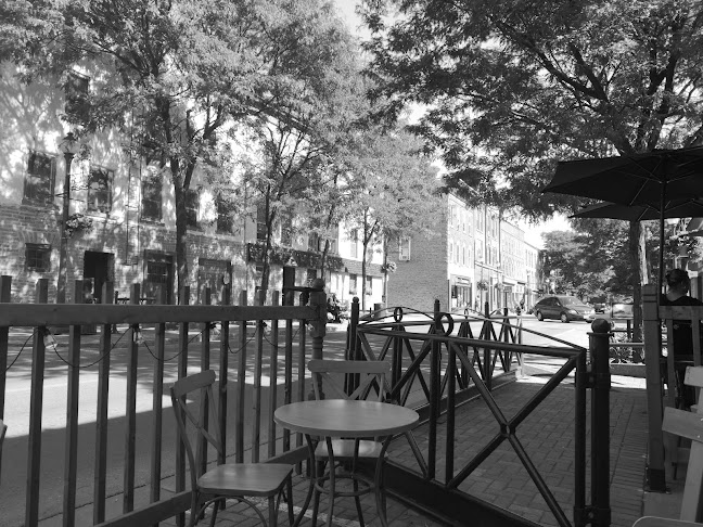 Comentarii opinii despre The Noshery Steakhouse