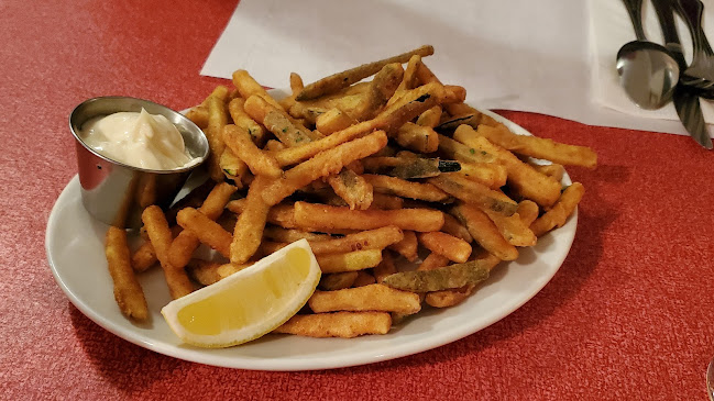 366 Marguerite Ave, Vanier, ON K1L 6S5