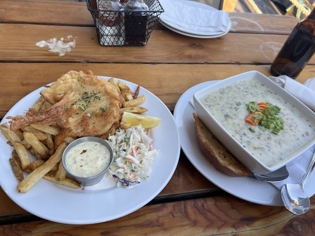 Opinii despre The Narrows Floating Restaurant în Campbell River - Hospitality and gastronomy