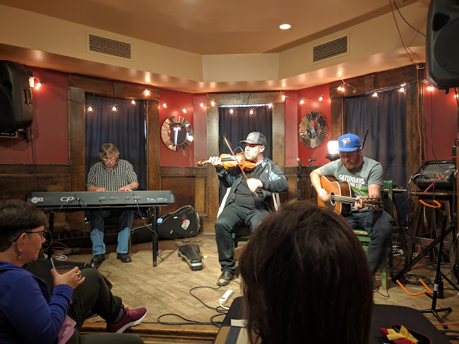 The Old Triangle - Hospitality and gastronomy