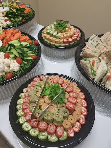 Comentarii opinii despre Deli City Cafe & Catering