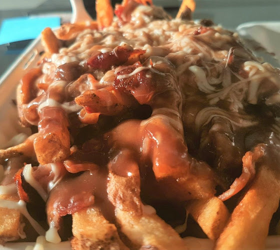 Chummy's Grill - Hospitality and gastronomy