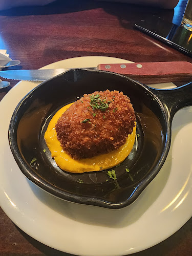 Lions Pub - Hospitality and gastronomy