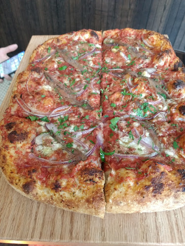 2 W Cordova St, Vancouver, BC V6B 1C9