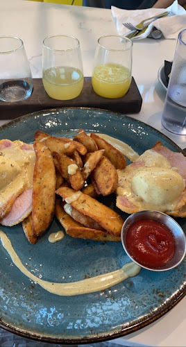 409 3 Ave S #101, Saskatoon, SK S7K 5R5