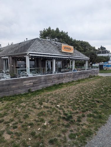 Hooked Fish Bar - Surrey