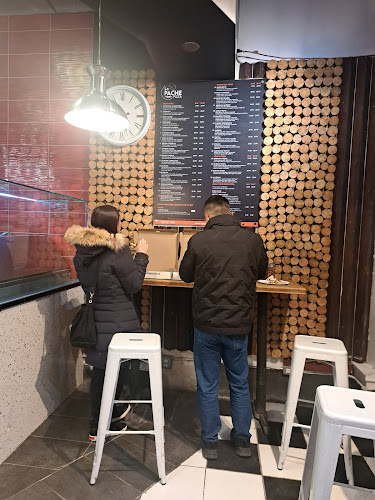 La Pache Pizza Commercial Drive - Vancouver