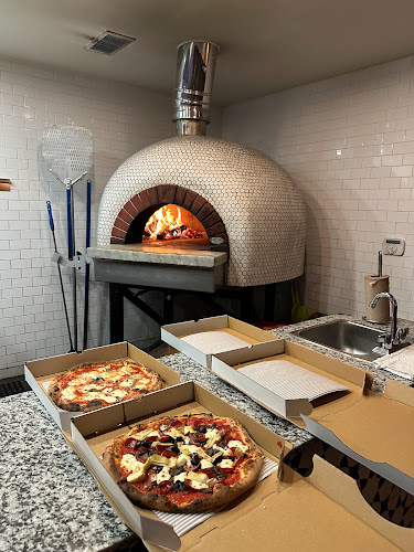 Comentarii opinii despre Pizzeria Via Napoli