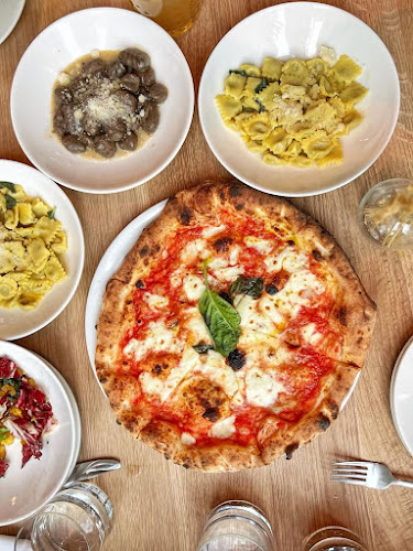 Comentarii opinii despre La Pizza & La Pasta