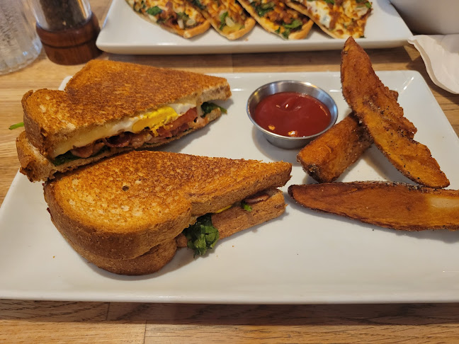 Opinii despre Isaac's Way Restaurant în Fredericton - Hospitality and gastronomy